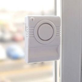 Vibration alarm for windows and doors