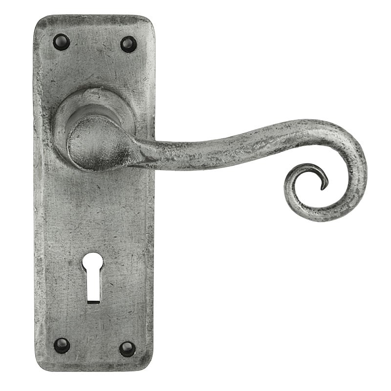 Frelan Z128 Solid Hand Forged Iron Lever Lock Door Handle, Chester
