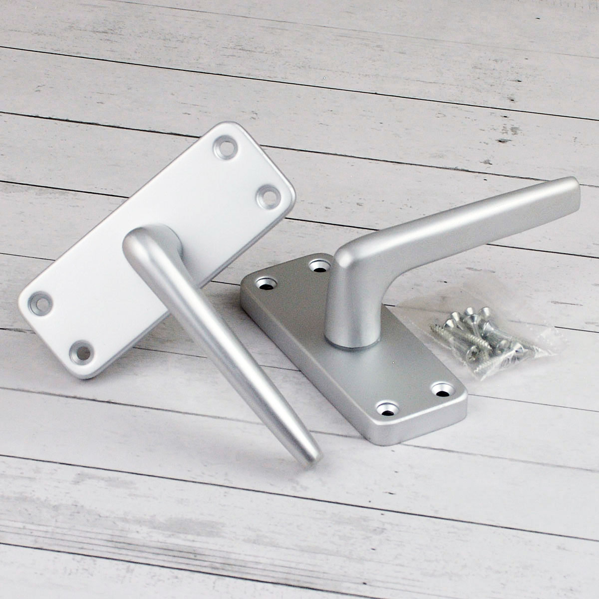 Z404 Aluminium Latch Interior Door Handles, Silver, 154 x 40